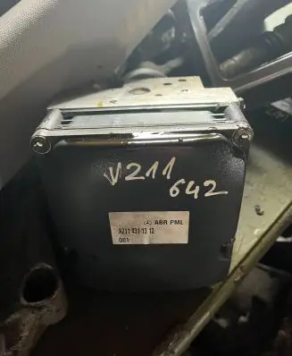 Mercedes-Benz E W211 ABS Pump A2114311312