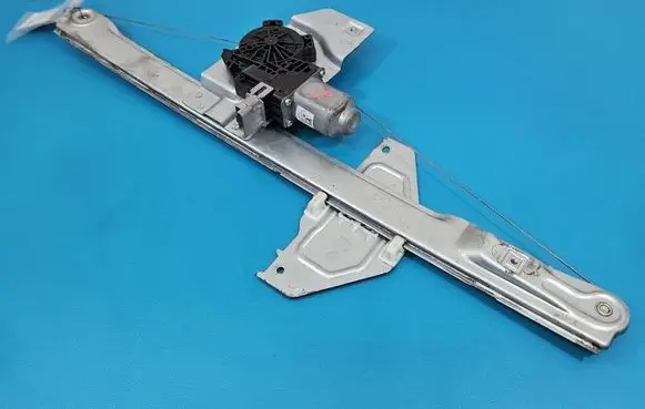 Peugeot Partner Front door window regulator with motor IMPRK1600361