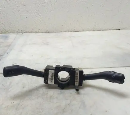 Volkswagen PASSAT B5.5 Wiper turn signal indicator stalk/switch 8L0953513G 202852ATW
