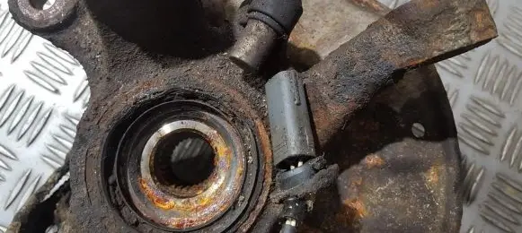 Mazda 626 ABS brake wheel speed sensor ge7c4370x