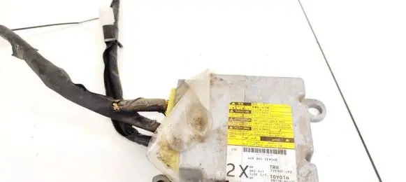 Toyota Avensis T250 Airbag control unit/module 8917005220 89170-05220