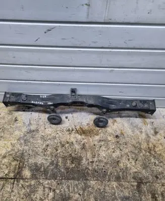 Toyota Avensis T250 Top upper radiator support slam panel