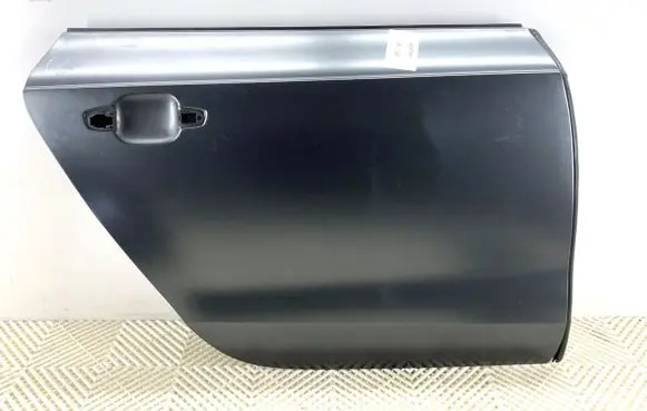 Audi A7 S7 4G Rear door LX7A