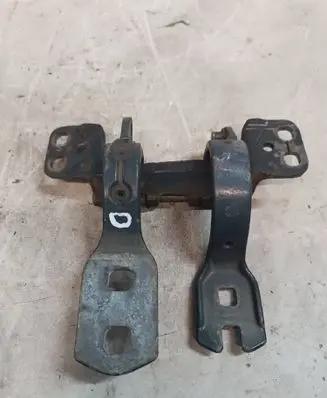 BMW 5 E39 Tailgate/trunk/boot hinge