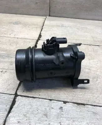 BMW 5 F10 F11 Mass air flow meter 8519492 11884414
