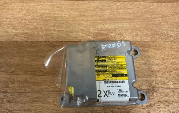 Toyota Avensis T250 Airbag control unit/module 8917005220 215955102 33470422LU