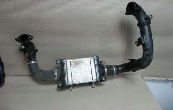 Alfa Romeo Stelvio Intercooler radiator