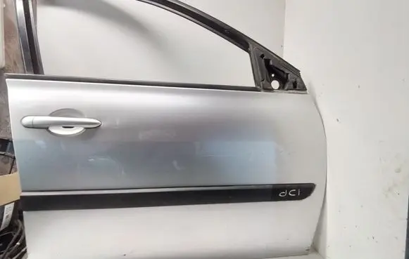 Renault Megane II Front door