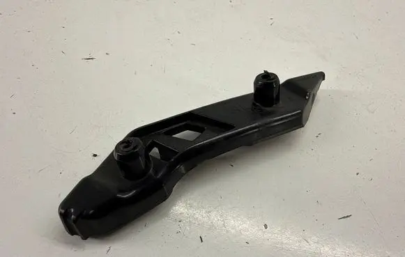 BMW 2 F44 Fender mounting bracket 51117474597 7474597