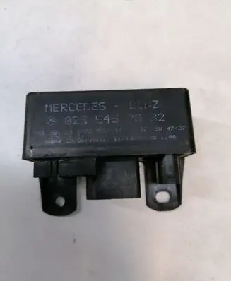 Mercedes-Benz A W168 Glow plug pre-heat relay 0255452832