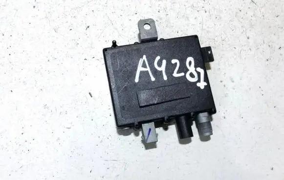 BMW X5 E53 Antenna control unit 6906070 09365909