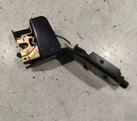 Citroen C5 Tailgate window lock/catch/latch PZ08B01YR