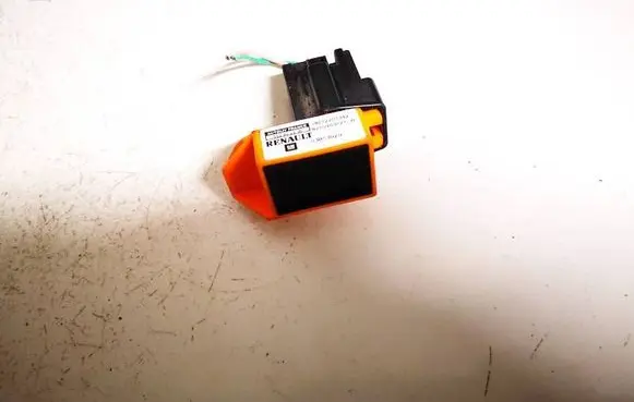Renault Espace - Grand espace IV Airbag deployment crash/impact sensor 8200403021 93853929