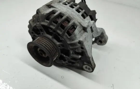 Audi A4 S4 B5 8D Generator/alternator 06B903016D 2542225B 104031184