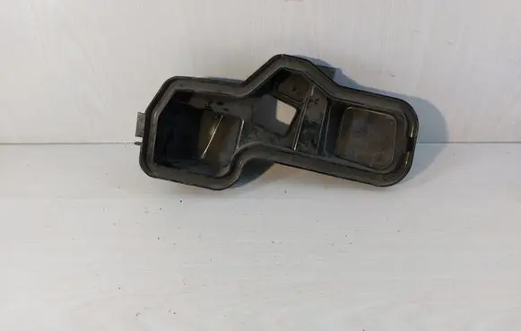Audi A6 S6 C5 4B Headlight/headlamp dust cover 14846700 14846701