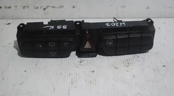 Mercedes-Benz C W203 Hazard light switch 2038210651