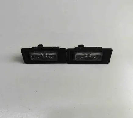 Volkswagen Multivan T6 Number plate light 5NA943021