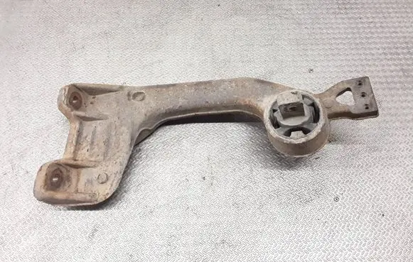 Mercedes-Benz Vito Viano W447 Rear differential/diff mount bracket