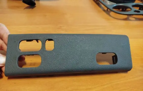 Mercedes-Benz A W168 Front door window switch trim 