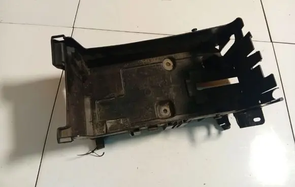 Opel Insignia A Battery box tray 13254961