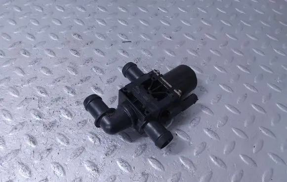 Jaguar I-Pace Coolant heater T4K1028 J9D318495AA