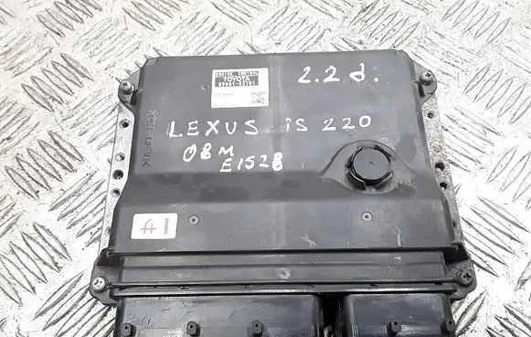 Lexus IS 220D-250-350 Engine control unit/module 8966153701 1758009481