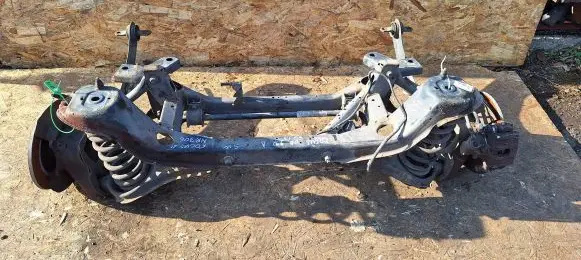 Ford Focus Rear beam 