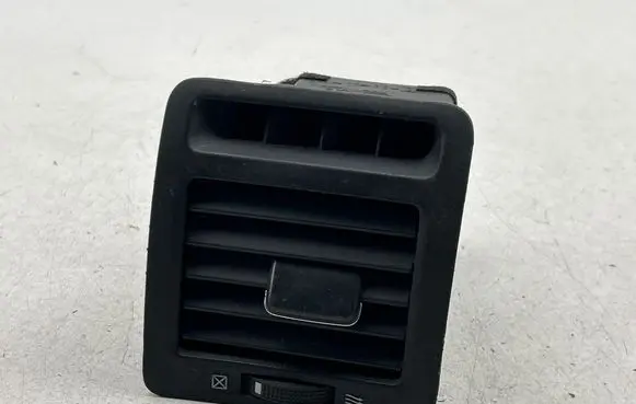Toyota Corolla Verso E121 Dash center air vent grill 5565013020 1556413020
