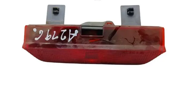 Toyota RAV 4 (XA20) Third/center stoplight