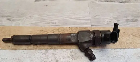 Opel Insignia A Fuel injector B445160087