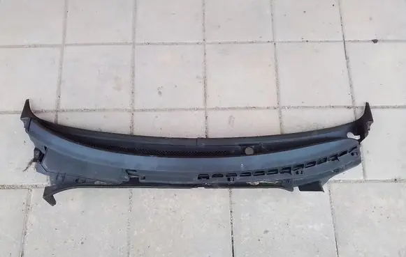 Citroen C3 Wiper trim 9637992277 9680160977