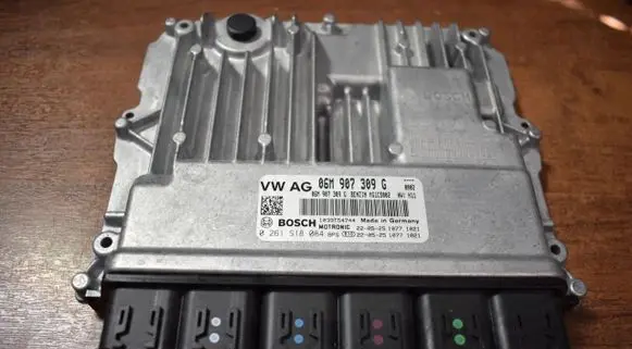 Porsche Cayenne (9Y0 9Y3) Trunk lid opening control unit 