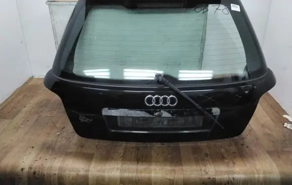 Audi A4 S4 B5 8D Tailgate/trunk/boot lid