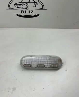 Renault Scenic II - Grand scenic II Front seat light 8200073234