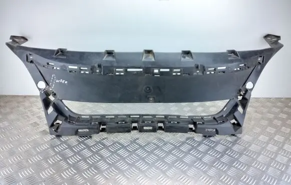 Peugeot 5008 Front bumper support beam 9815317777