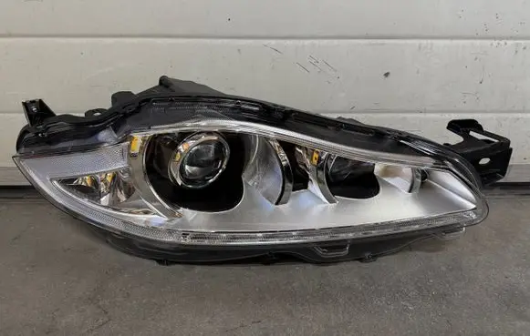 Jaguar XJ X351 Headlight/headlamp AW313W029AG 89914762