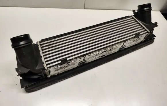 BMW 4 F36 Gran coupe Intercooler radiator 7600532