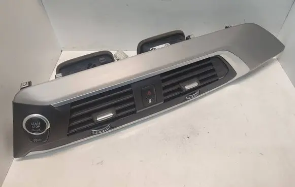 BMW X3 G01 Dash center air vent grill 9363444 64229363444