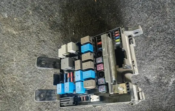 KIA Sportage Fuse module 914453U513