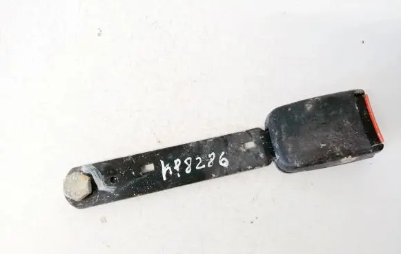Seat Alhambra (Mk1) Front seatbelt buckle