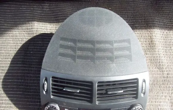 Mercedes-Benz E W211 Dash center air vent grill A2118302354 80079111 PC7AB5