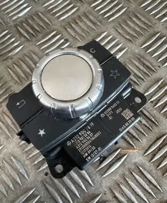 Mercedes-Benz E W212 Head unit multimedia control A2129007619 A2129013206 A2129020607