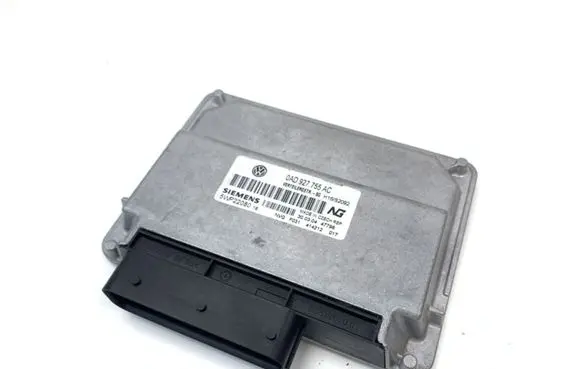 Volkswagen Touareg I Gearbox control unit/module 0AD927755AC 5WP22080