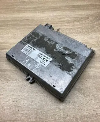 Renault Laguna I Engine control unit/module ECU 7700860316 7700873714 S101727104Q