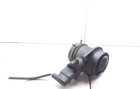 Skoda Octavia Mk2 (1Z) Mass air flow meter 0281002531 038906461B