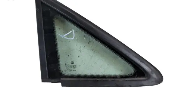 Volkswagen Touran II Front triangle window/glass 43R00048