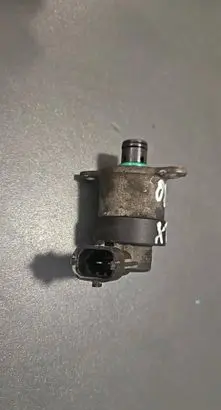 Nissan X-Trail T31 Fuel pressure regulator 0928400679 20421 69030