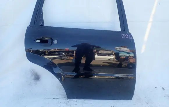 SsangYong Rexton Rear door