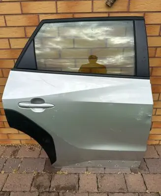 Toyota bZ4X Rear door