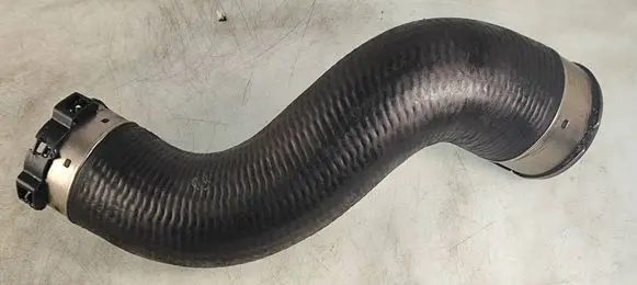 Mercedes-Benz E W212 Intercooler hose/pipe